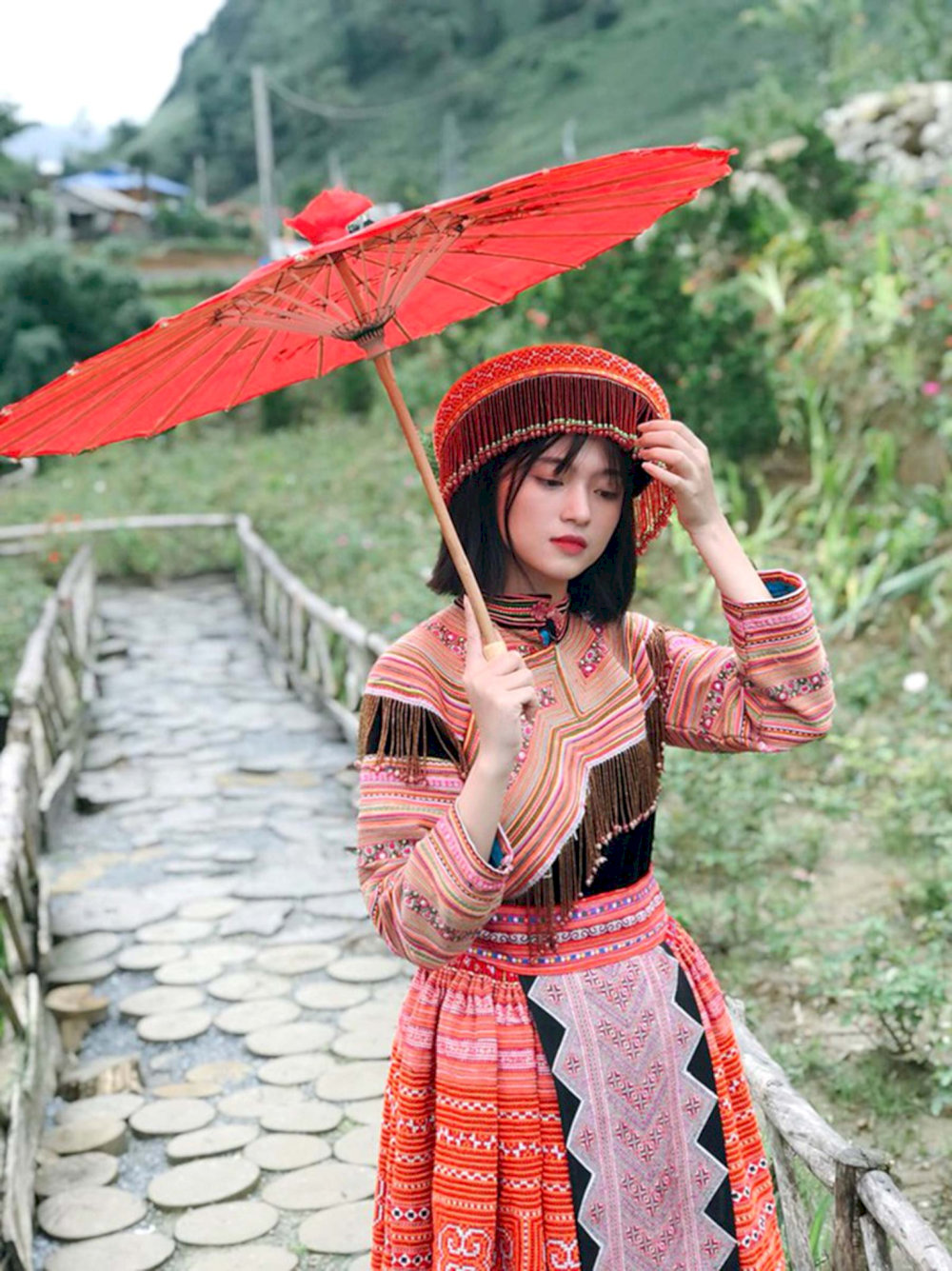 Gợi ý trang phục dân tộc đi chợ phiên Bắc Hà Sapa